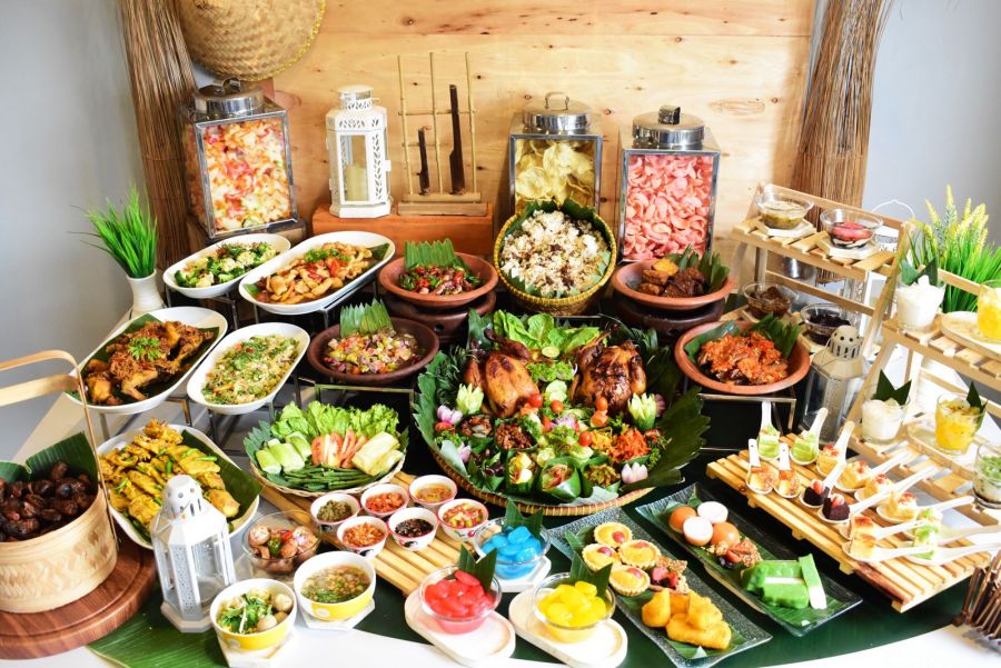 Babarengan Kulineran Ramadan dengan Menu Masakan Khas Jawa Barat di Yello Hotel Paskal Bandung
